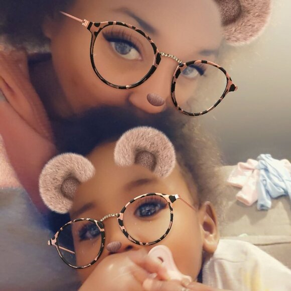 Meet your Posher, Eilaan - Picture 2 of 2